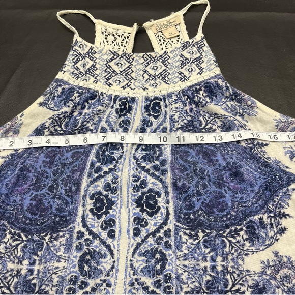 Lucky Brand tank top - Size: M - gently worn - Picture 5 of 5